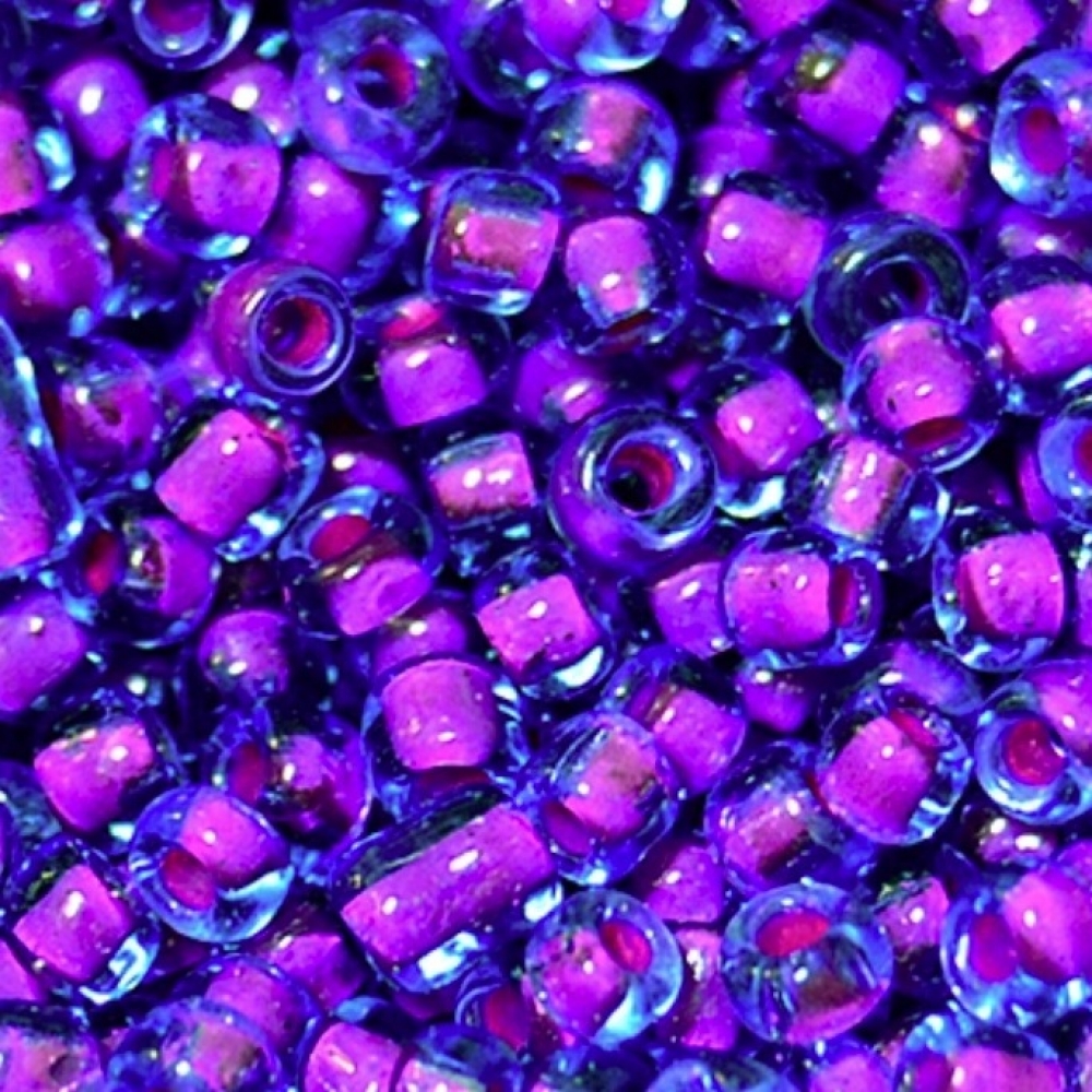 Бисер Китай 10/0 Прозрачный голубой с фиолетовой полосой, Фиолетовый 13 210